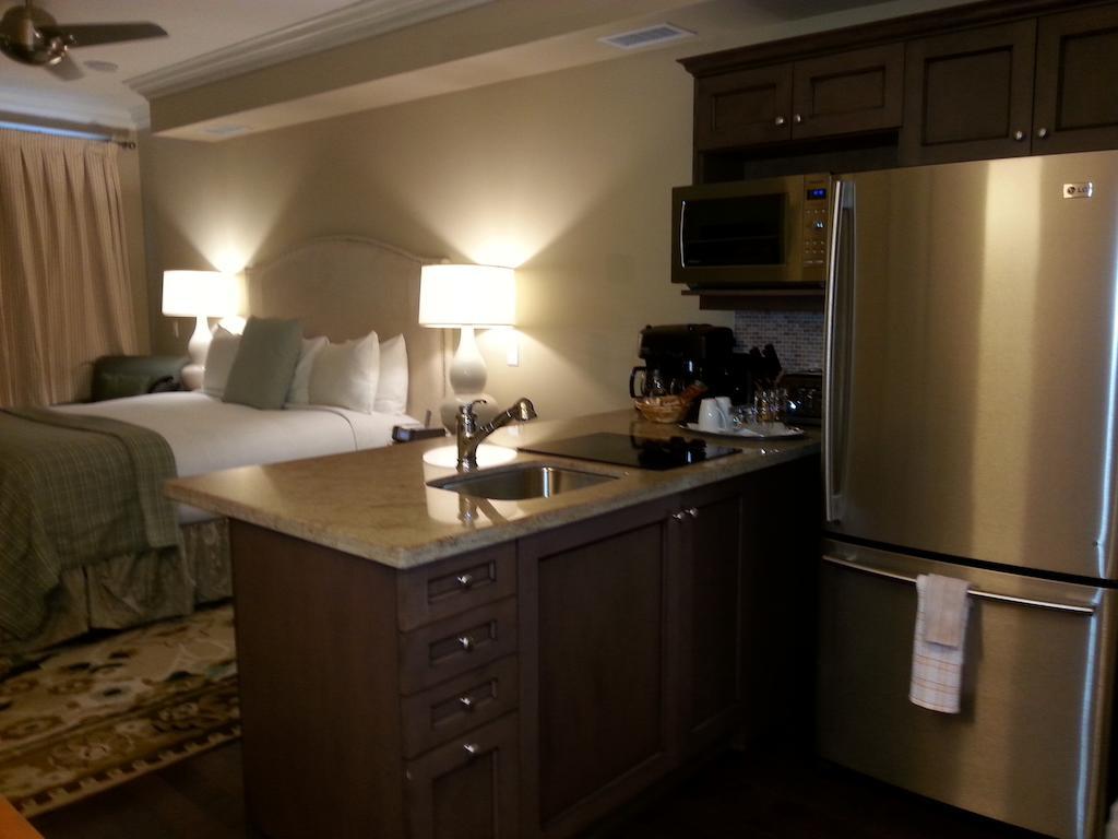 Touchstone Resort On Lake Muskoka Bracebridge Δωμάτιο φωτογραφία