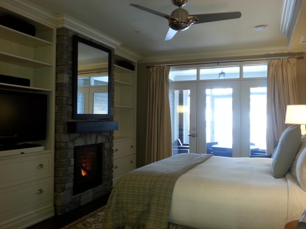 Touchstone Resort On Lake Muskoka Bracebridge Δωμάτιο φωτογραφία