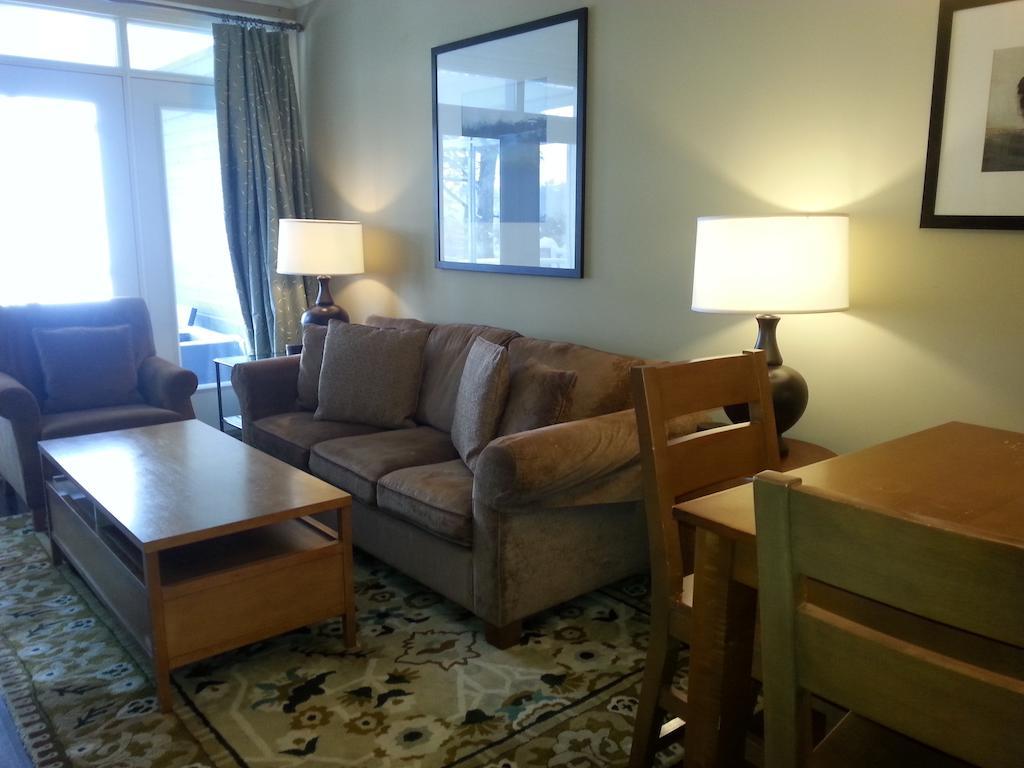 Touchstone Resort On Lake Muskoka Bracebridge Δωμάτιο φωτογραφία